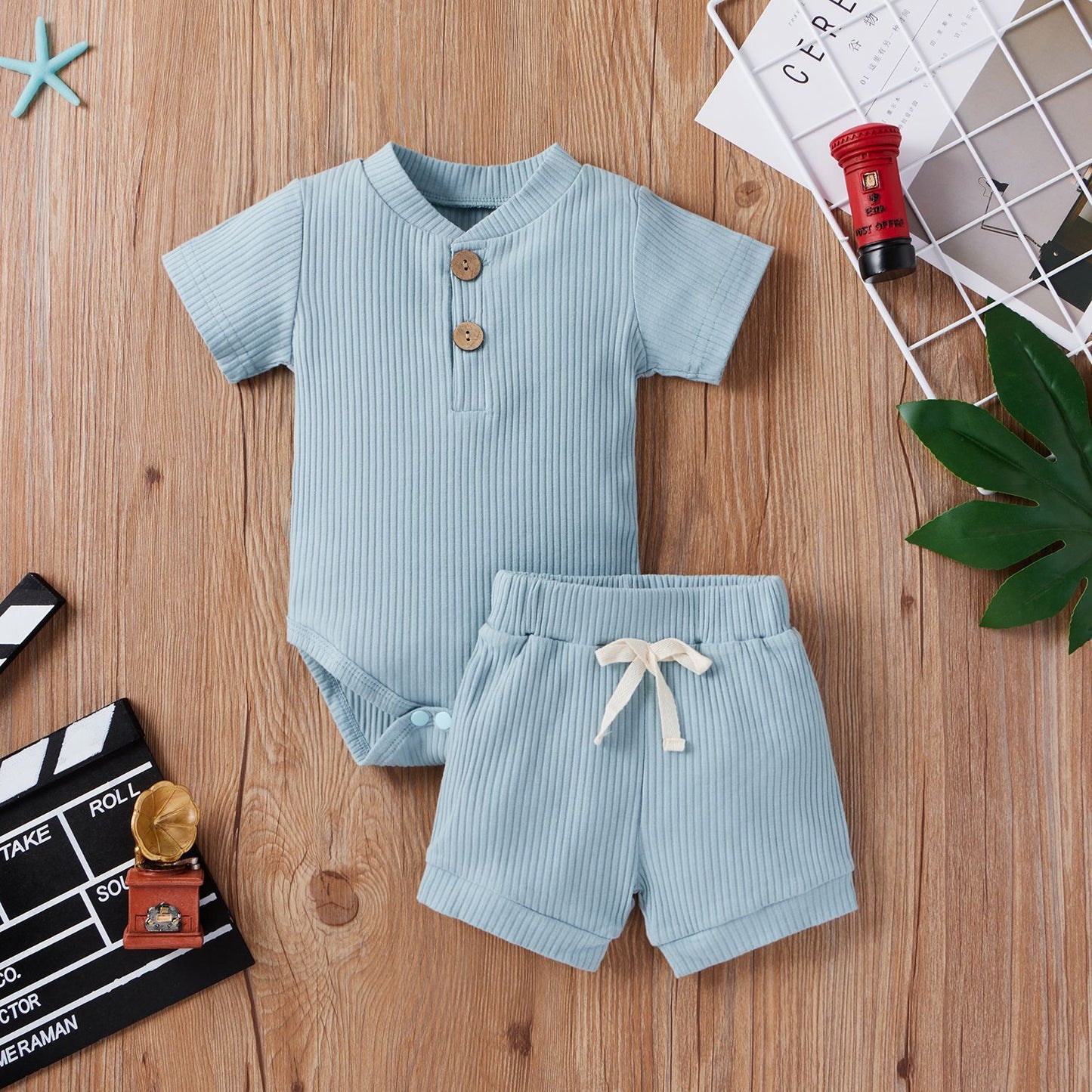 Baby Kurzarm-Set – Verstellbarer Strampler & Shorts